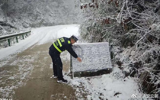黑龙江省克东县发布道路冰雪黄色预警