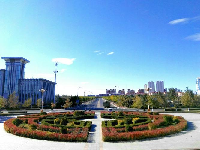 黑龙江省爱辉区发布雷电黄色预警