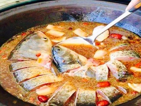 (寻味中华丨饮食)白洋淀炖鱼:本味淀中来,传向四海去