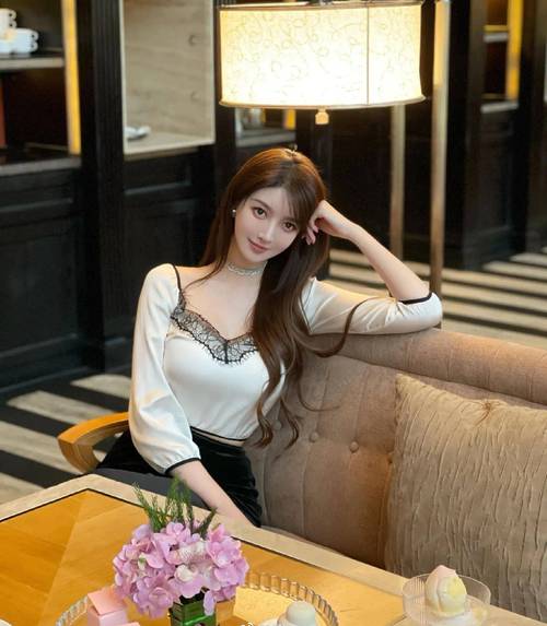 黄晓明女友叶珂宣布退网,称前夫无出轨等原则性问题