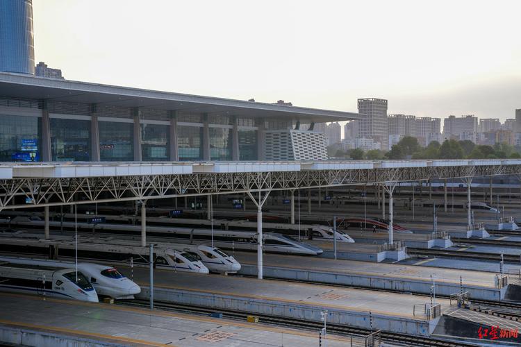 铁路中秋假期运输结束 成都车站累计发送旅客187.5万人次