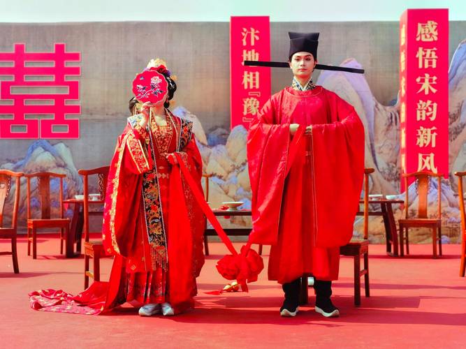 蒙自创新推广“1314”文明宴制度:一户办婚礼 文明一村人
