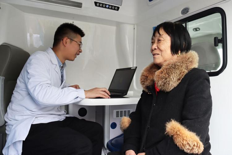 (身边的变化)探路共富:一辆健康直通车,建起家门口的“迷你医院”