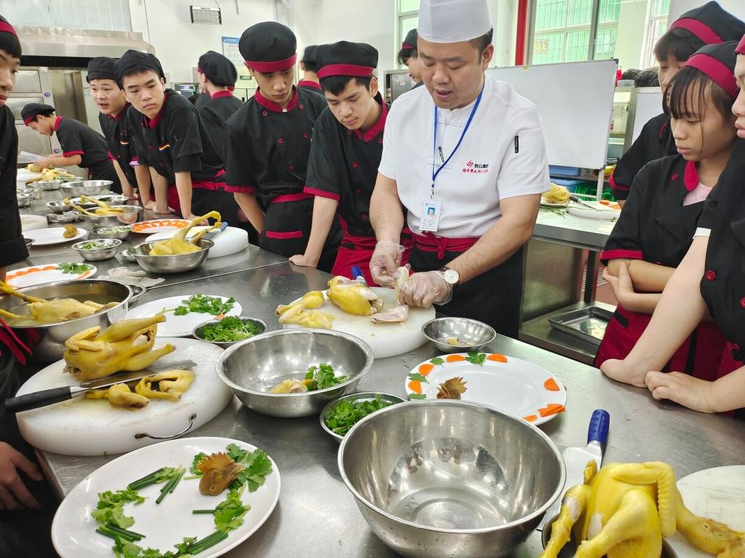 连城持续推进万名厨师培训工程