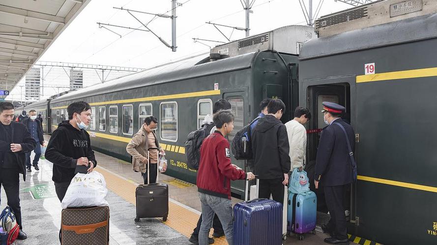 铁路清明小长假运输今日启动 预计发送旅客7500万人次