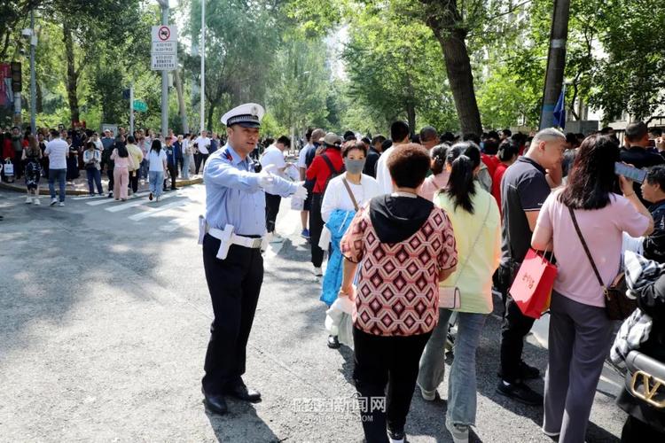 这些细节为考生撑起“安全伞” 记者探访高考考场→