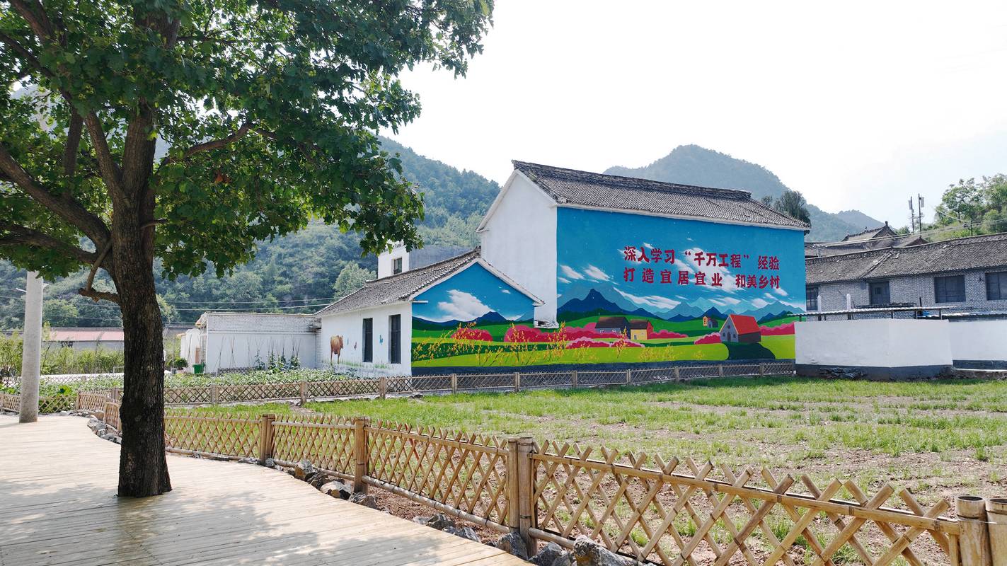 重庆石柱“小庭院”带动乡村“大振兴”