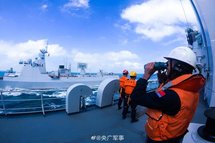 驰骋深蓝 演兵沧海——东部战区海军某支队海上训练掠影