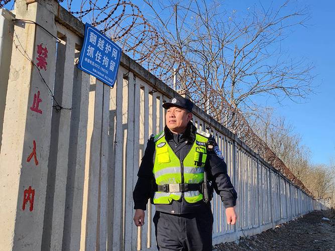长春2053名民辅警上岗 力保道路畅通