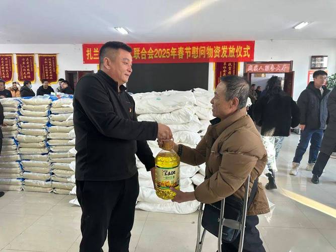 (新春走基层)辽宁为视障老人送文艺盛宴 助残暖冬