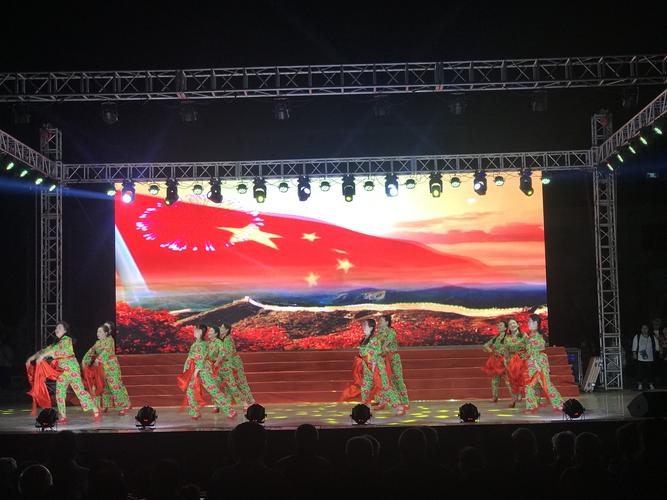 文化中国行丨“祖国在我心中”文艺演出海口精彩上演
