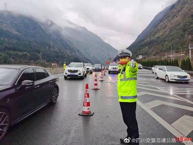 今日16时起将迎返程高峰,注意绕开这些缓行路段!