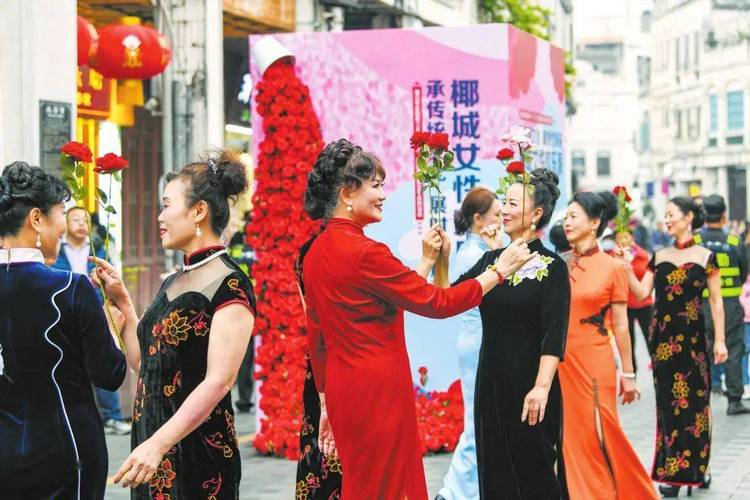 椰城女性欢乐派活动圆满落幕 骑楼老街绽放新女性力量