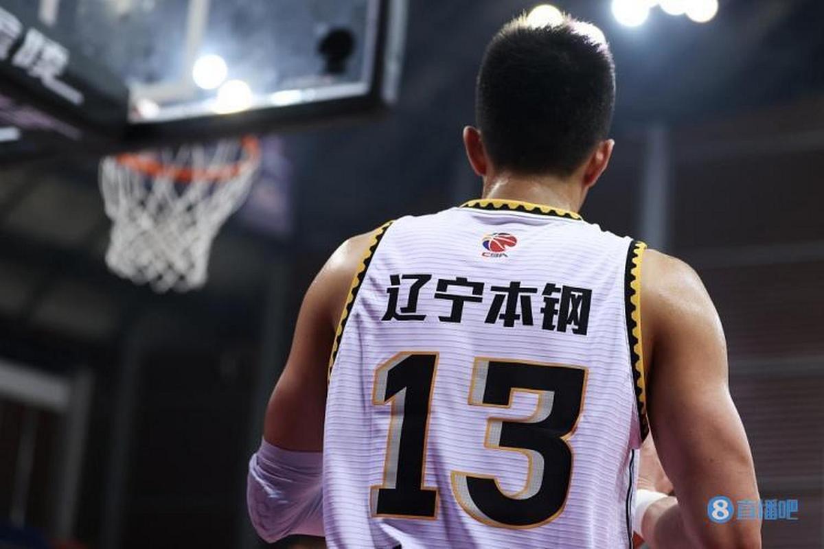 郭艾伦对阵福建男篮复出