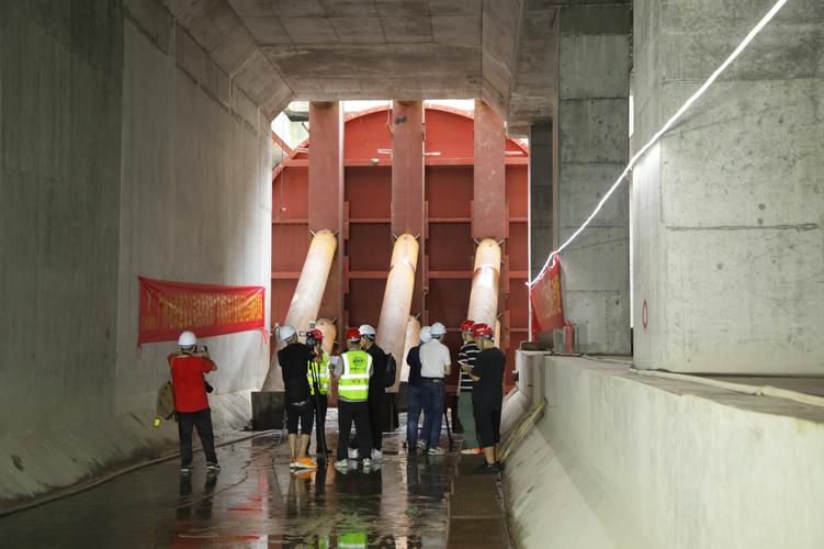 20天内贯通3条盾构区间 18号线三期工程建设再迎新进展