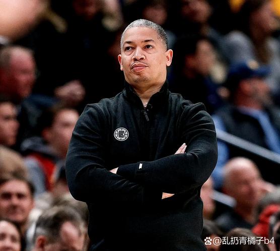 泰伦-卢:乔治因伤缺席球队训练 不会出战明日洛城德比