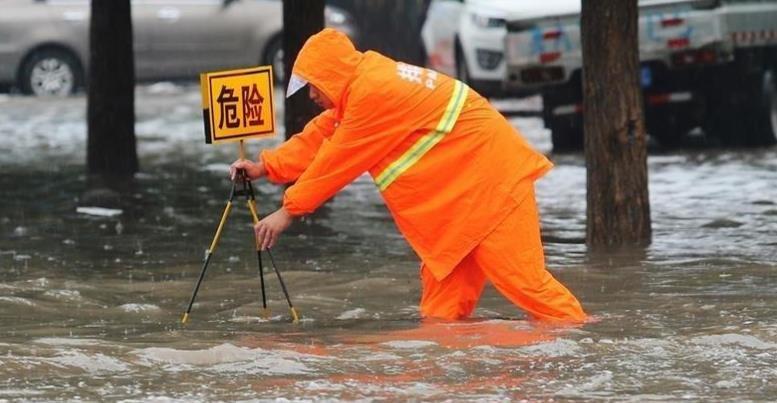 暴雨橙色预警!重庆湖北等地局地有大暴雨