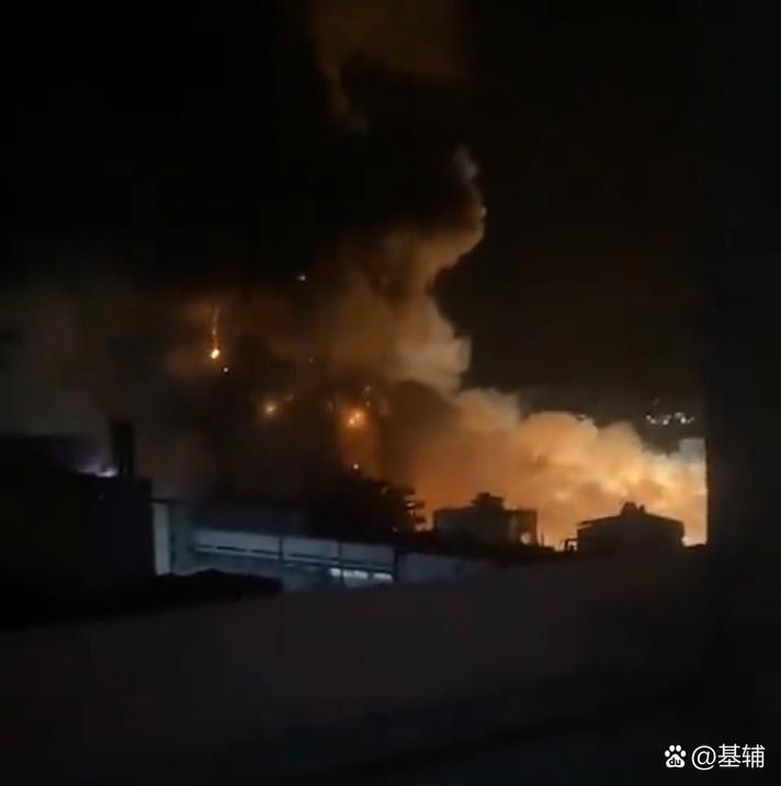 黎巴嫩首都贝鲁特发生火灾 系一台发电机爆炸引发